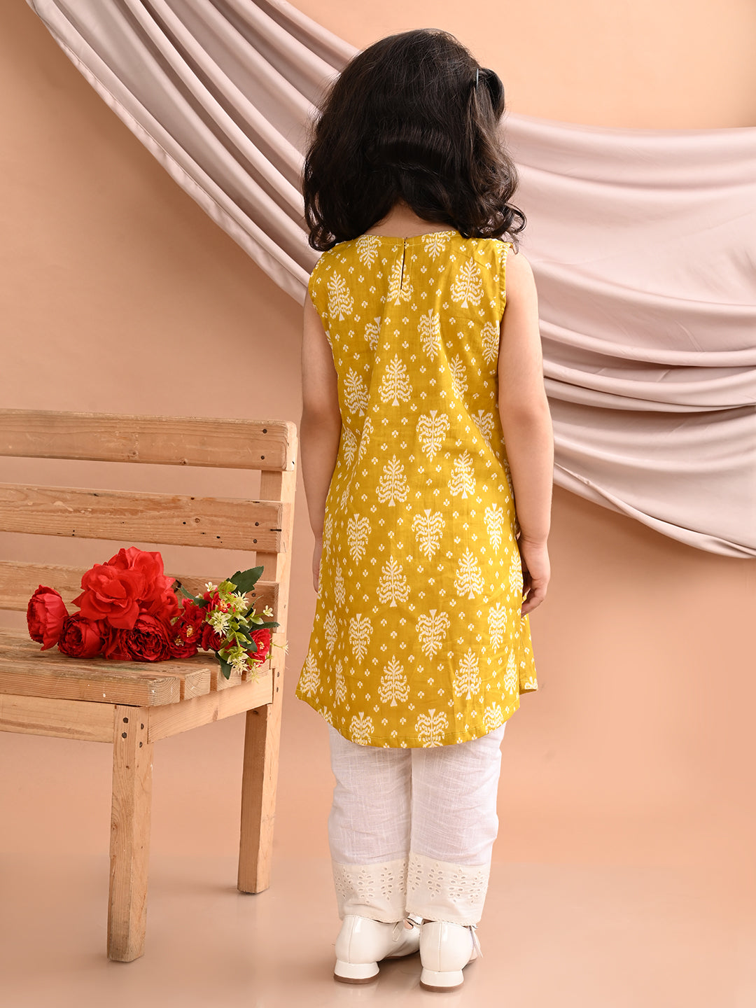 Yellow Sleeveless Floral Printed Kurti with White Pant