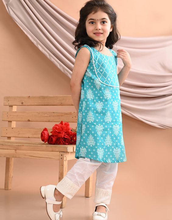 Blue Sleeveless Floral Printed Kurti with White Pant