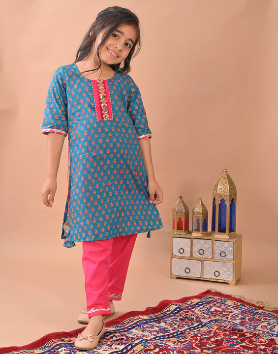 Blue kurti with Lace paired with Pink Plazo pant