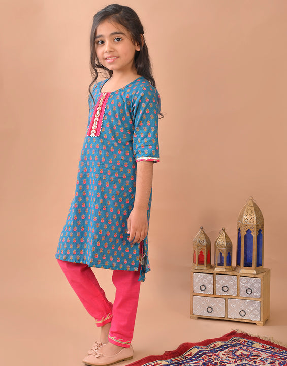 Blue kurti with Lace paired with Pink Plazo pant