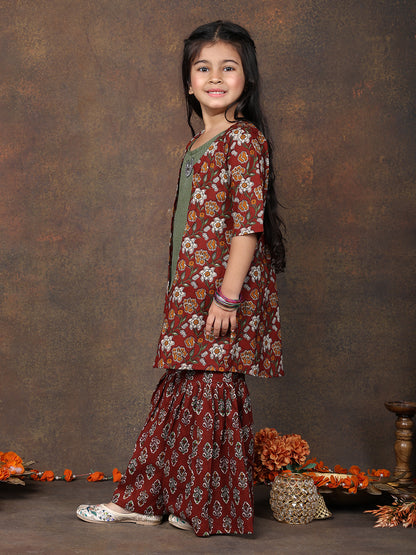 Green katha sleeveless kurti with Floral sharara and jacket