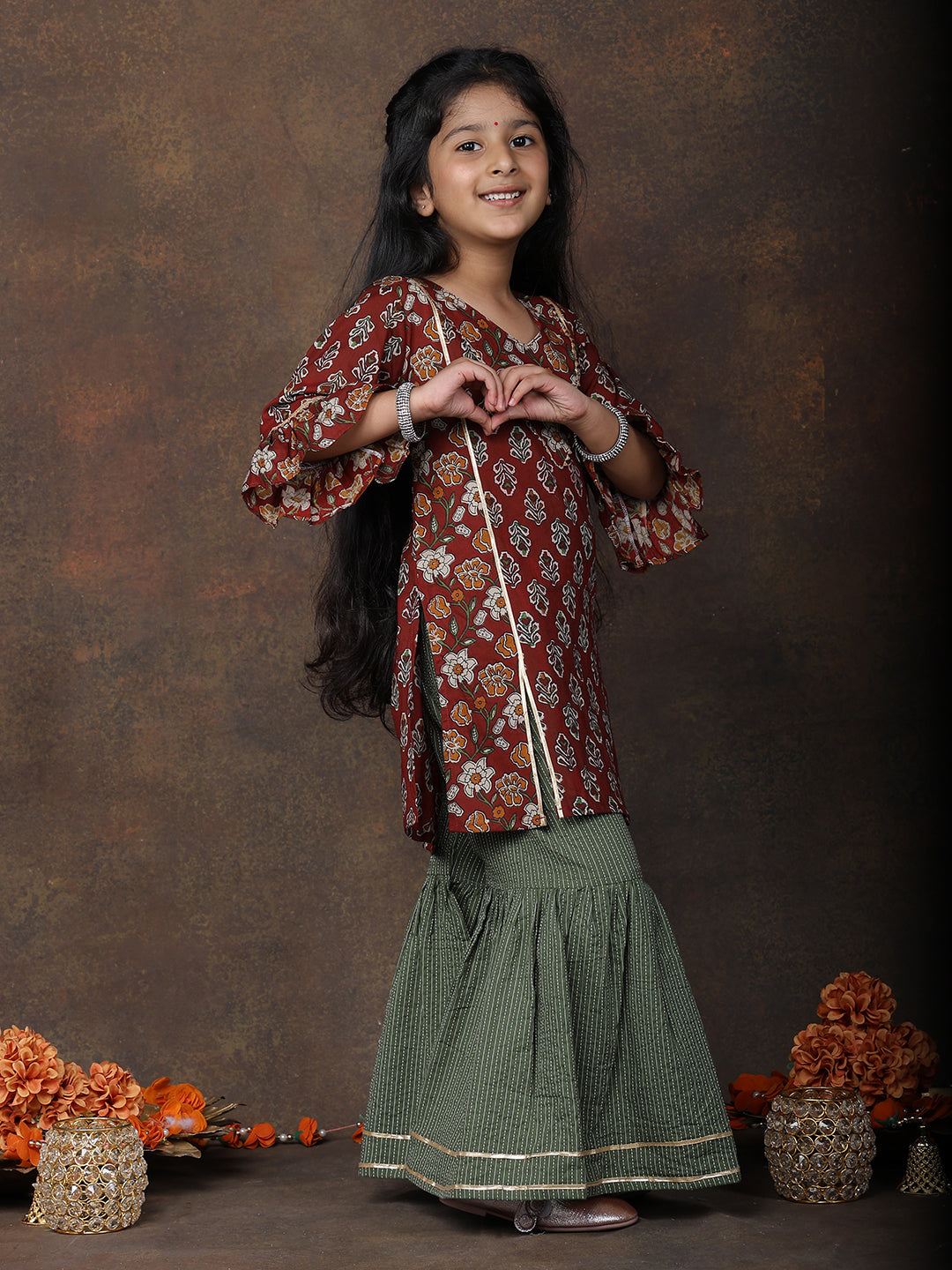 Maroon 3/4 sleeves printed Kurti with Green sharara pant