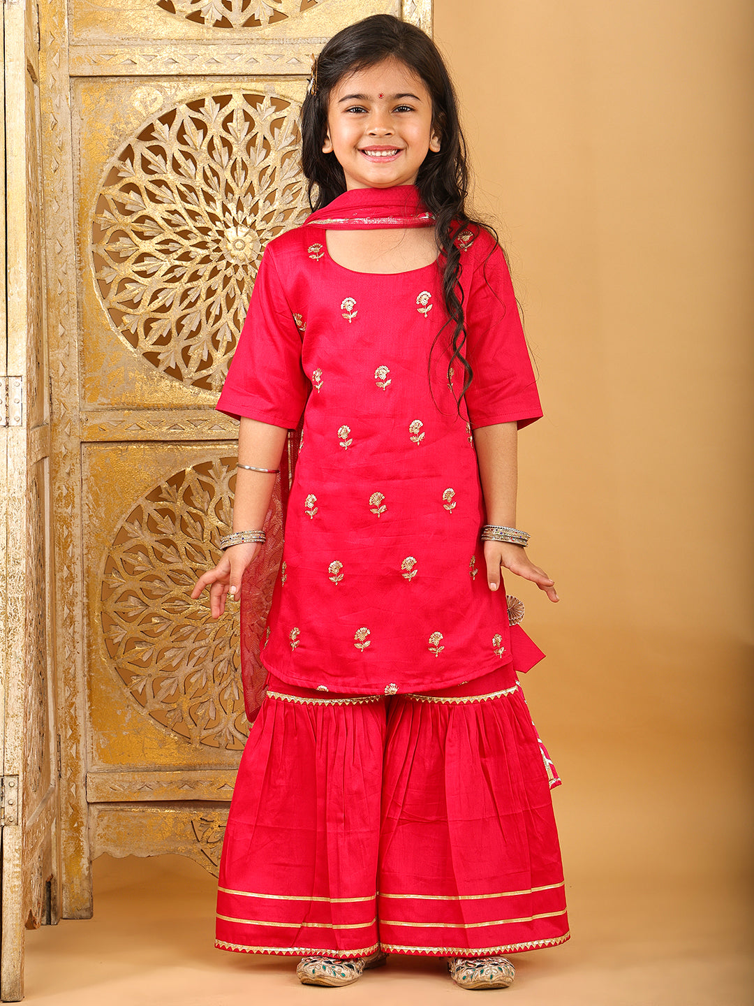 Pink embroidered 3/4 Skeeves kurti with sharara and dupatta