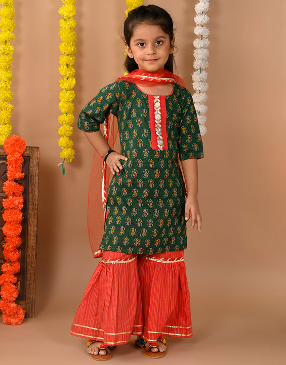 Green kurti with Red Plazo pant and dupatta