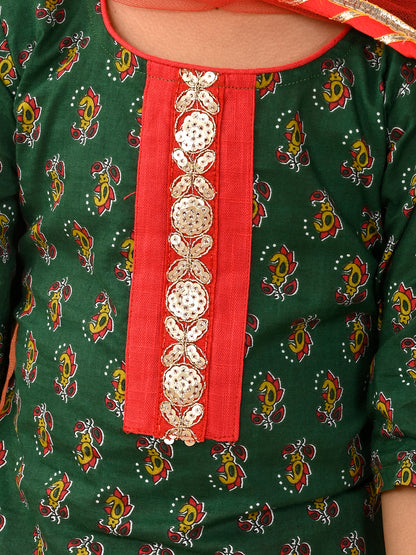 Green kurti with Red Plazo pant and dupatta