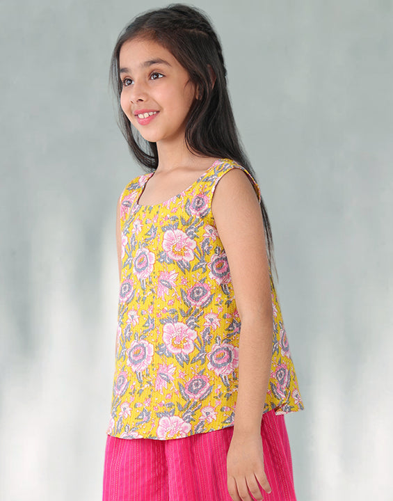 Yellow floral printed  sleeveless Short Top