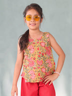 Green floral printed  sleeveless Short Top