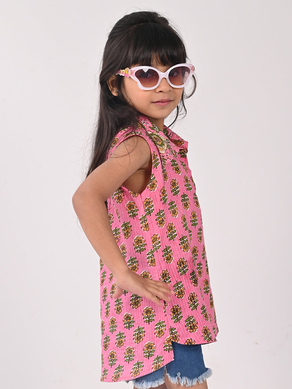 Pink Cotton Floral Printed Sleevless shirt style Top