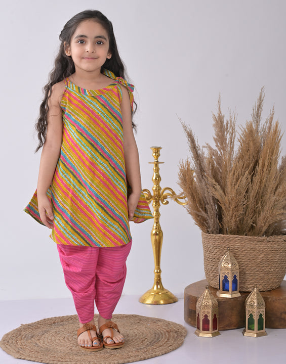 Multi Printed Kurti with pink katha dhoti