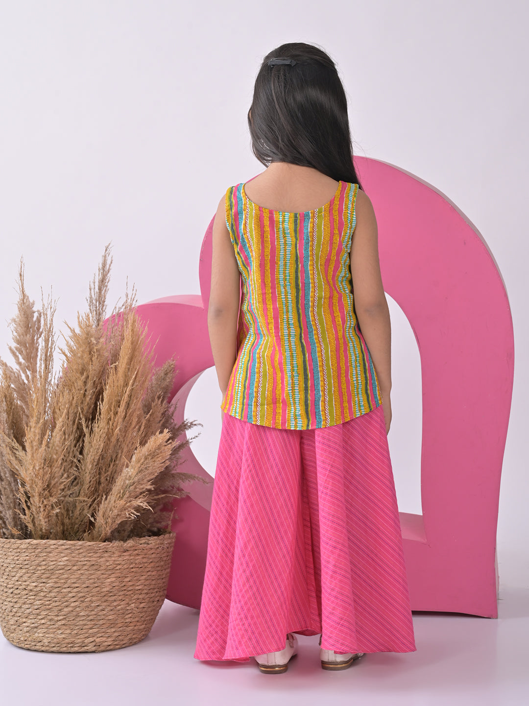 Printed Kurti paried with Pink plazo