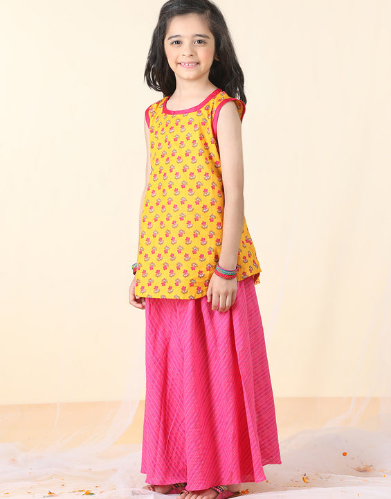 Yellow Floral printed Kurti with pant