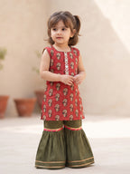 Kinder Kids Green Katha Sharara With Red Floral Katha Printed Kurta