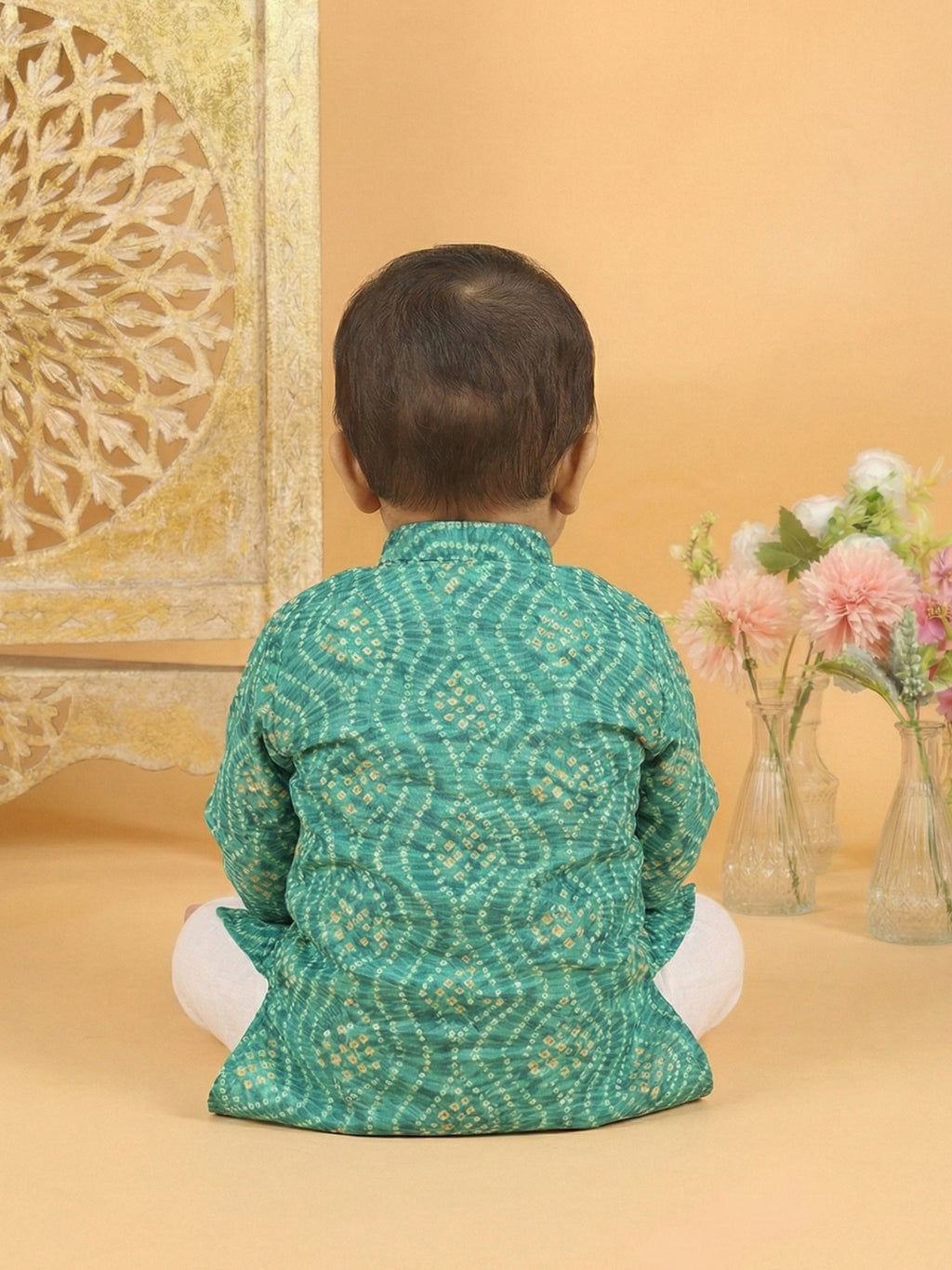 Green Bhandhani Kurta with Pajama