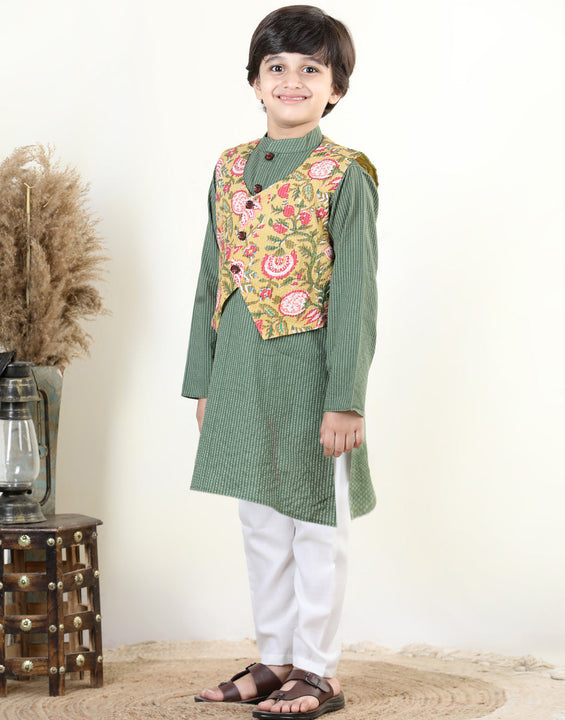 Green Katha Kurta with Yellow Floral Jacket Set