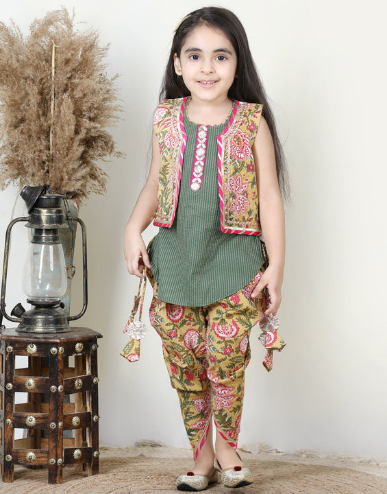 Floral printed dhoti and Jacket and Lace worked Kurti- Green